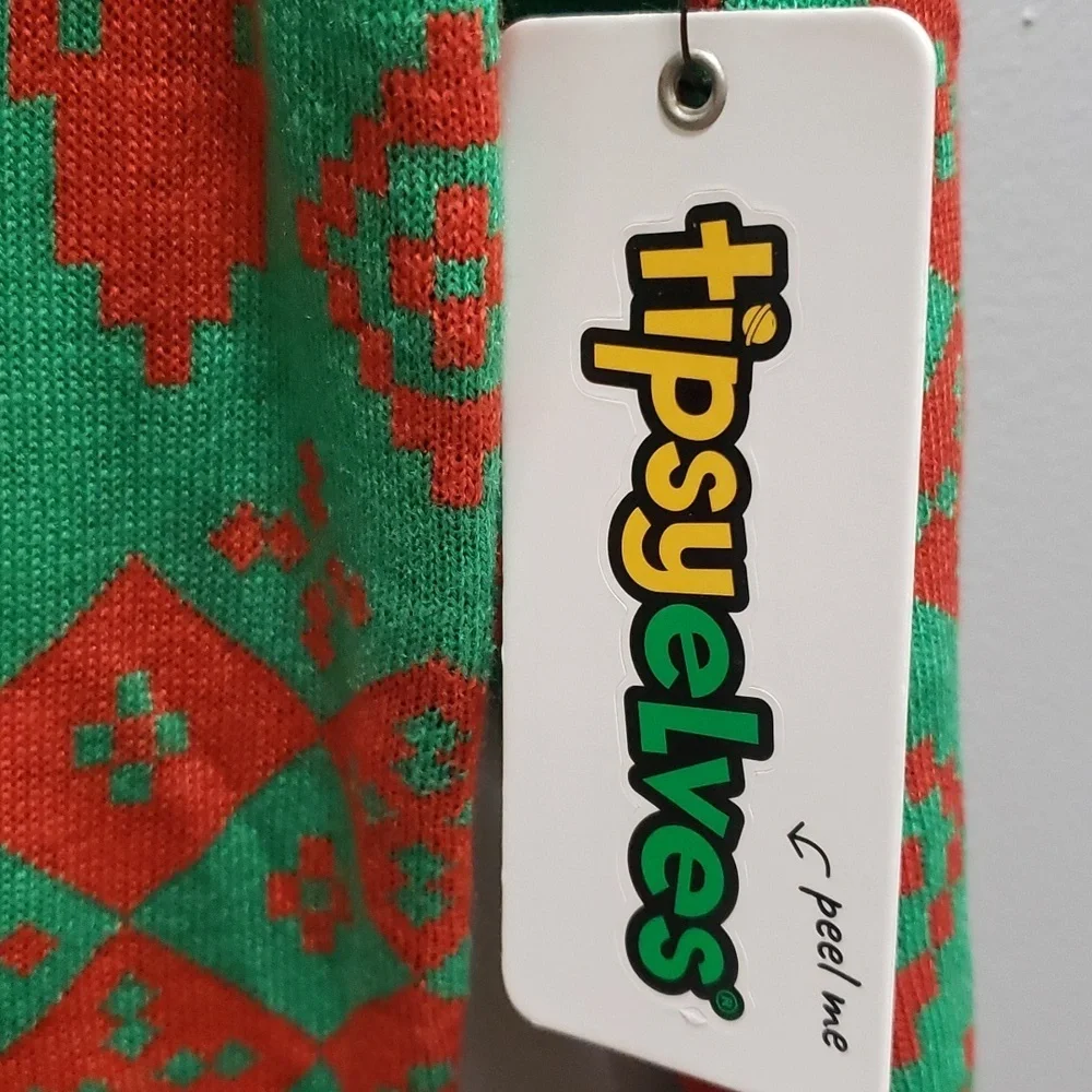 Tipseyelves NWT Men's Beer Bottle Opener Red and Green Holiday Sweater